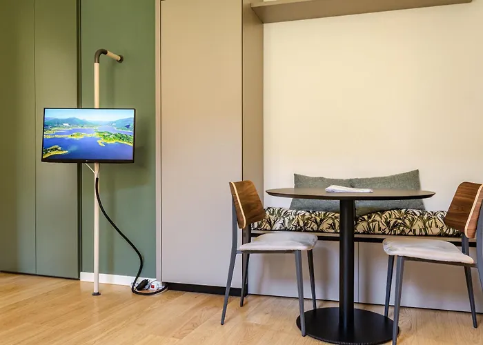 Selvatica * بولونيا